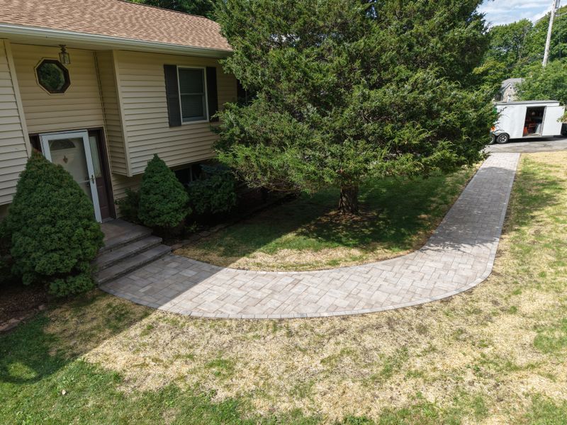 Walkway building