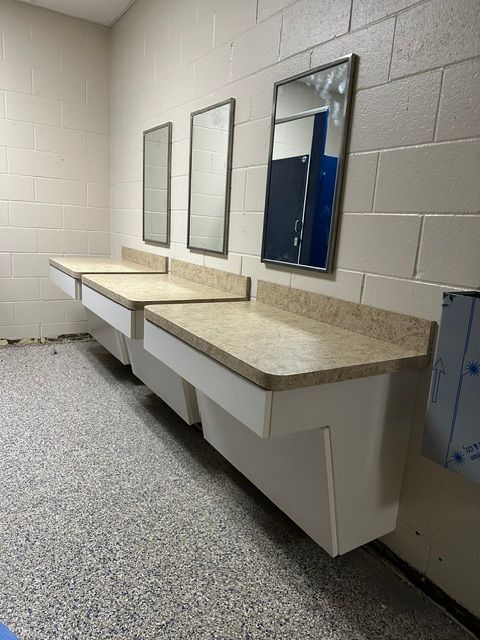 Stone & Solid Surface Countertops
