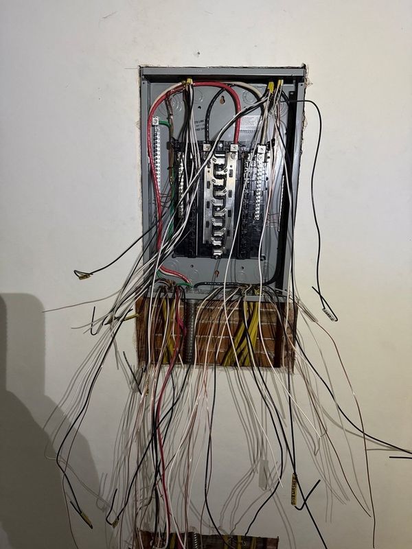 Circuit Breaker Installation and Repair