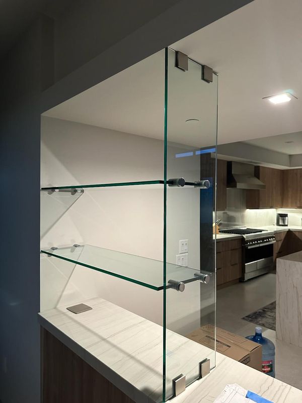 Residential & Commercial Glass Replacement