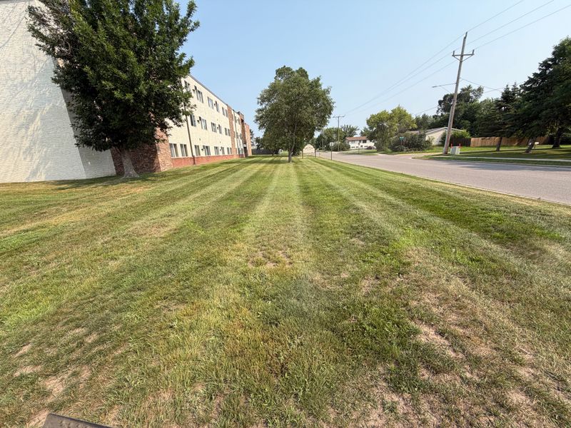 Lawn Care & Maintenance