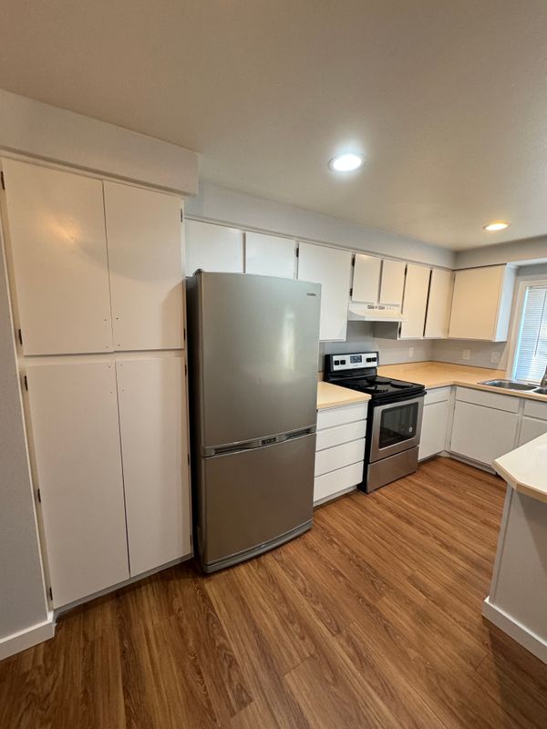 Kitchen and Cabinet Refinishing