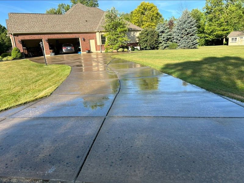 Commercial Pressure Washing