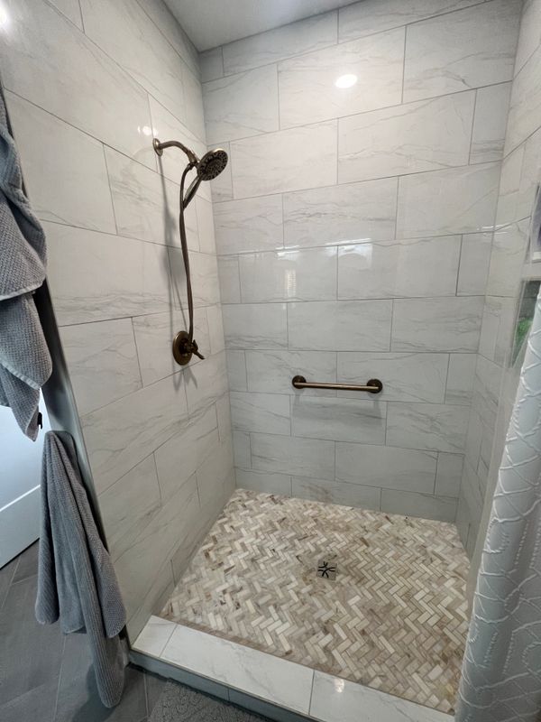 Custom Tile Showers
