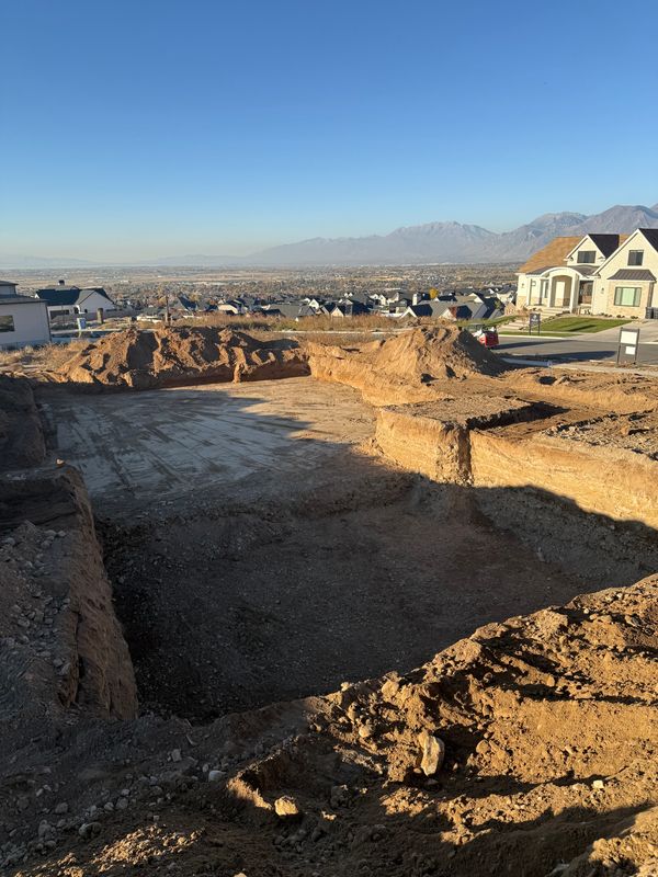 Residential & Commercial Excavation