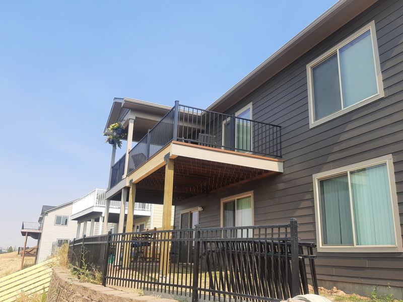 Vinyl Fencing
