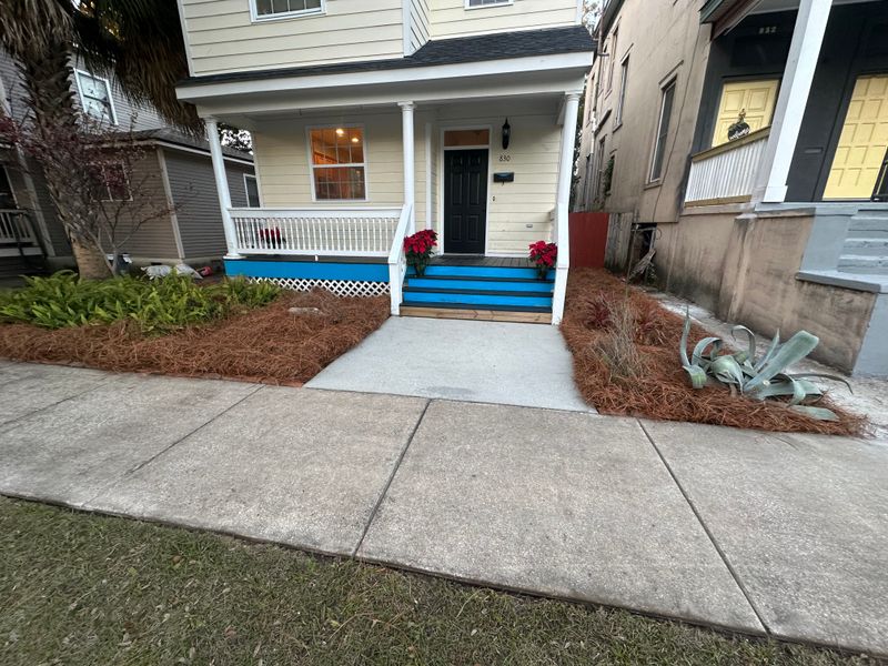 Pine Straw Installation
