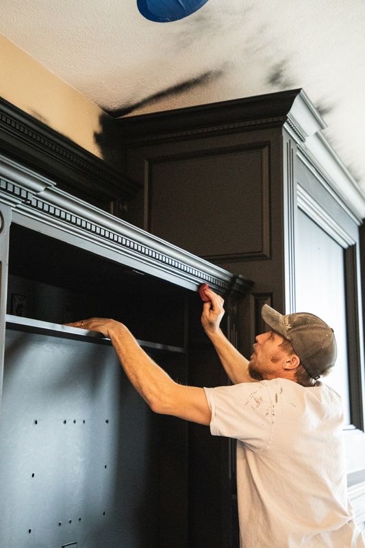 Kitchen and Cabinet Refinishing gallery