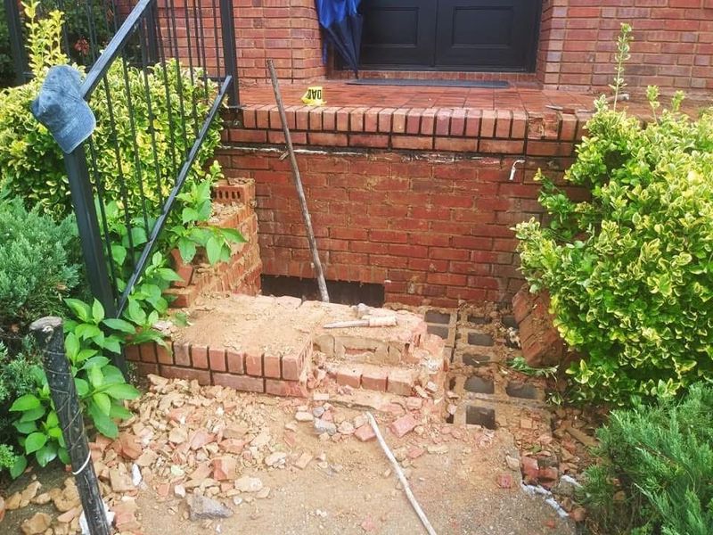 Cracked Brick And Mortar Repair