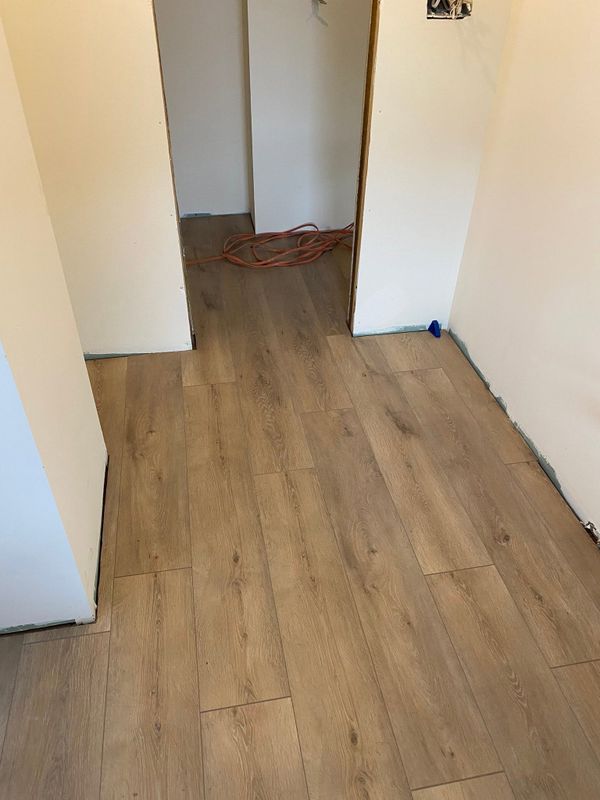 Vinyl and Laminate Flooring