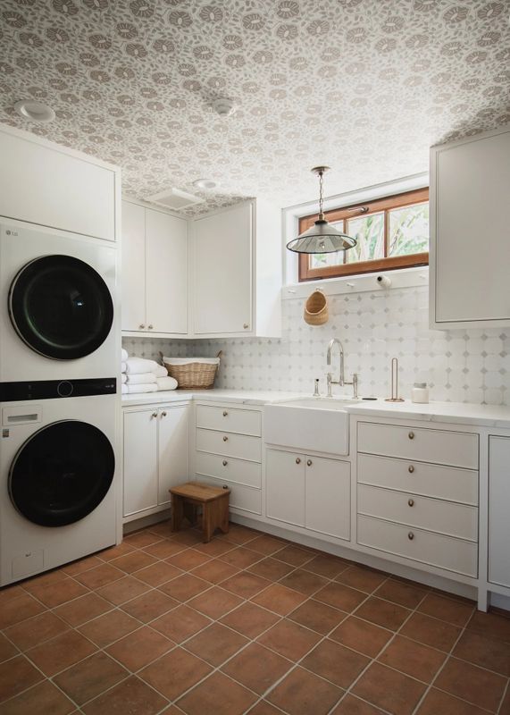 Custom Cabinet Finishes