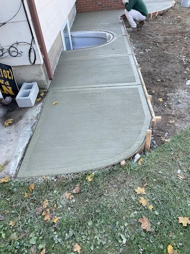 Concrete Driveways & Walkways