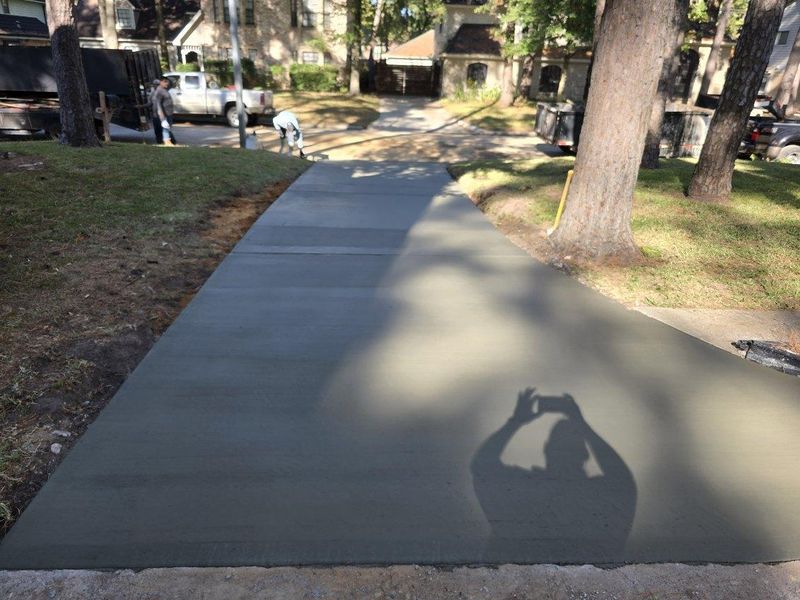 Seamless Concrete Driveway Transformation by Terracraft