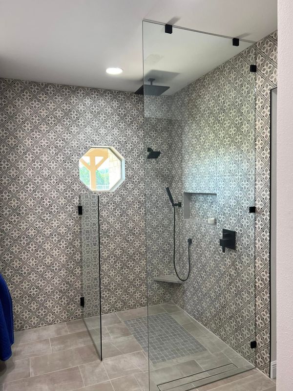 Shower Glass Installation