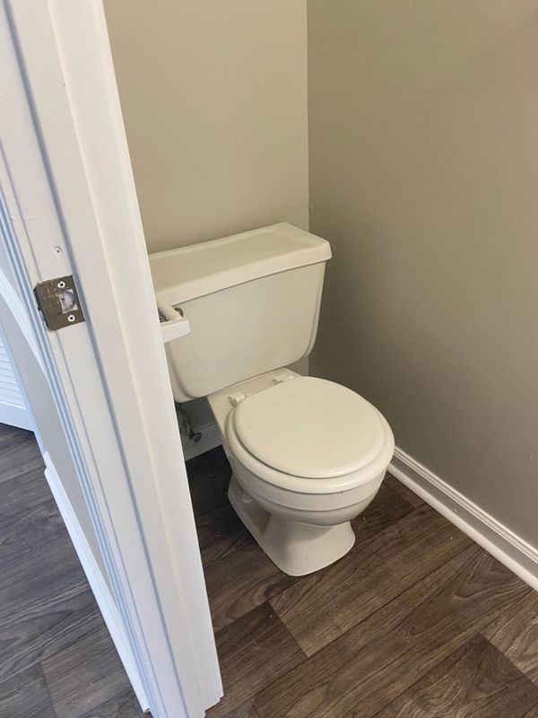 Toilet Repairs and Installation gallery