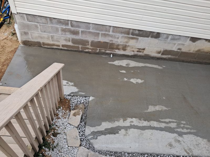 Concrete pad and Grill Hut