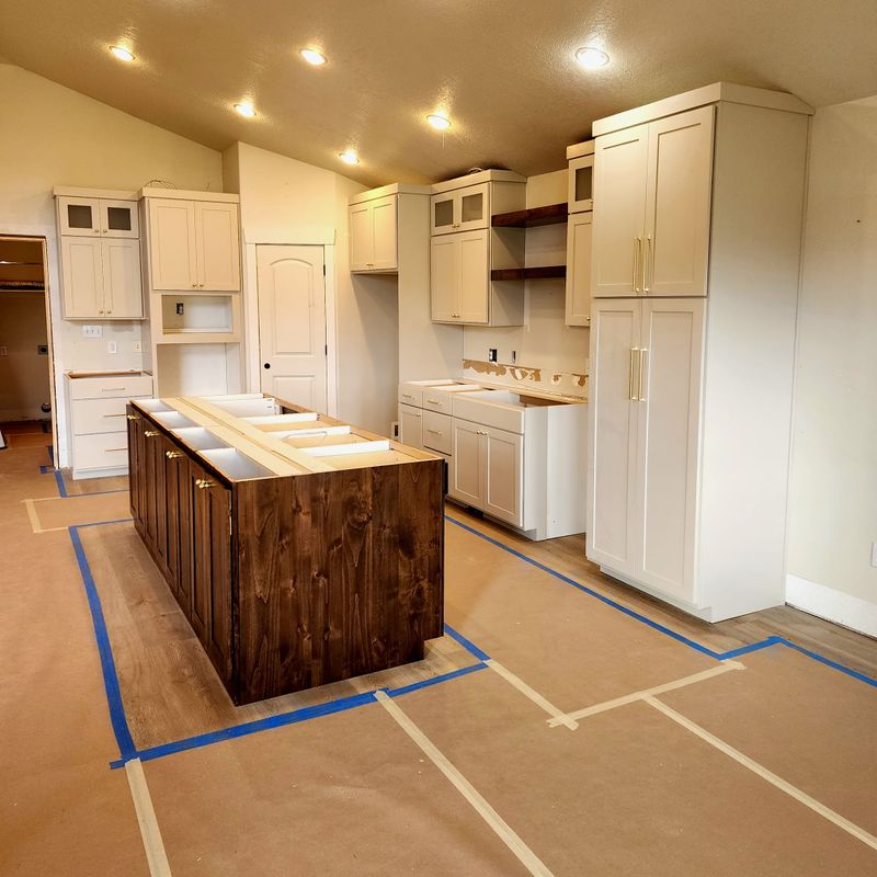 Cabinent Maker