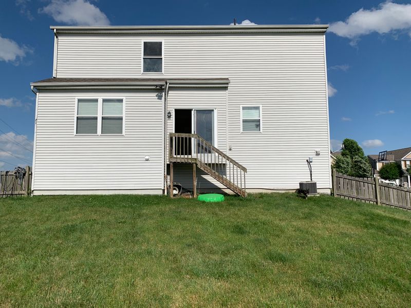 Transforming Pickerington: A Maintenance-Free Deck Revolution by Fairfield County Remodeling Co.