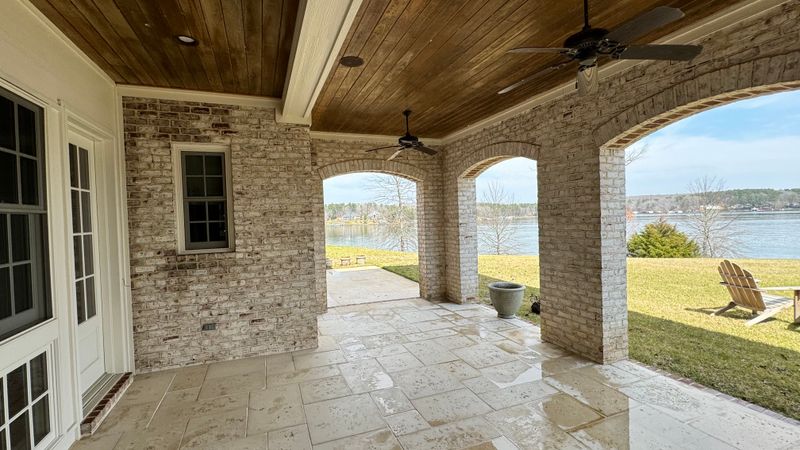 Deck & Patio Cleaning