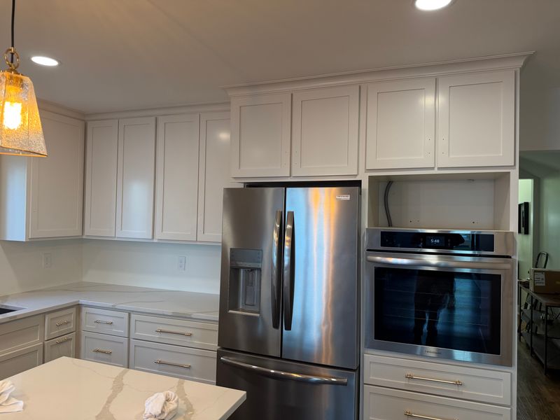 Kitchen and Cabinet Refinishing