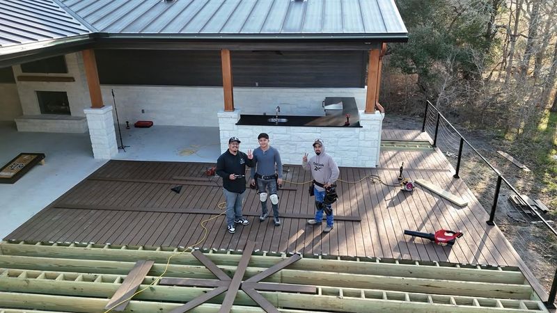 DECKING