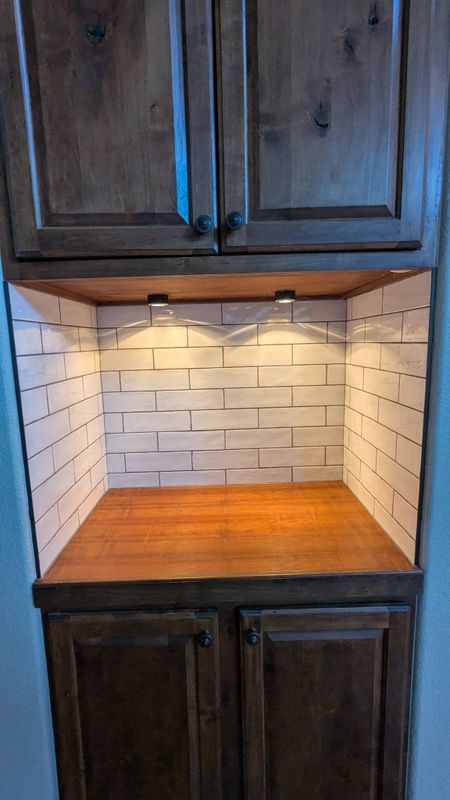 Kitchen Backsplash Installation