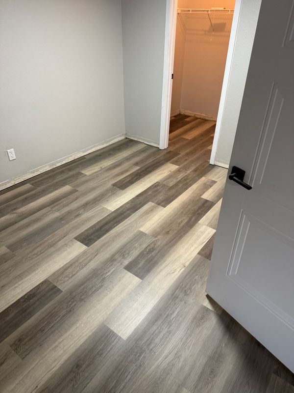 Finished Basements Floors