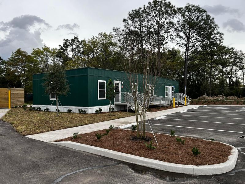 Lush Green Oasis: Innovative Landscape Design at Humic Growth Solutions HQ in Jacksonville