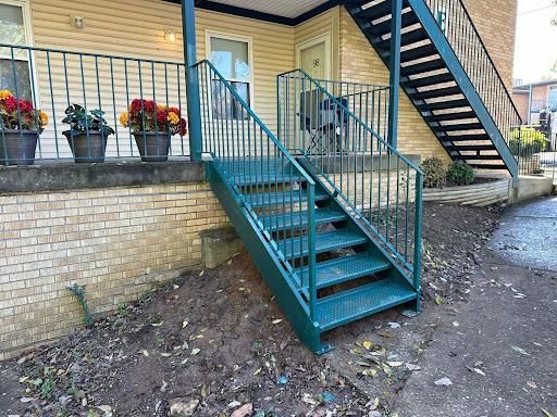 Commercial railings