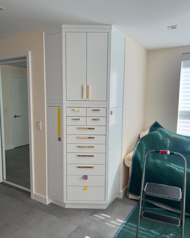 Cabinet Refinishing