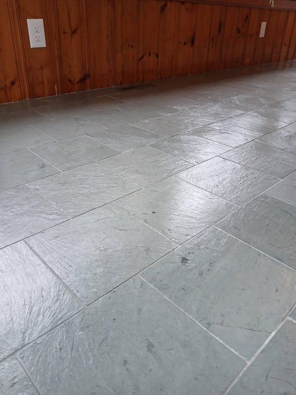 Tile gallery