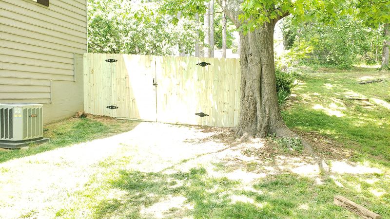 Gate Installation and Repair