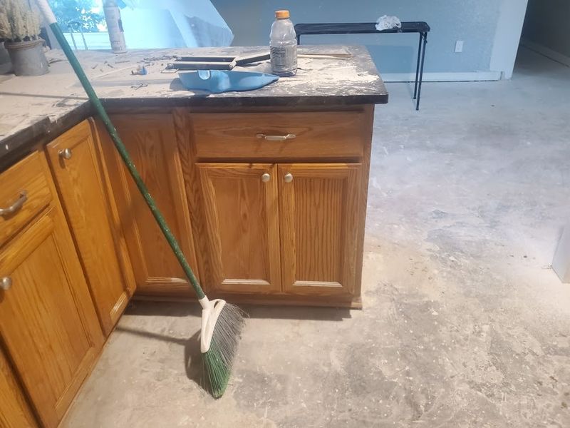 Cabinets 