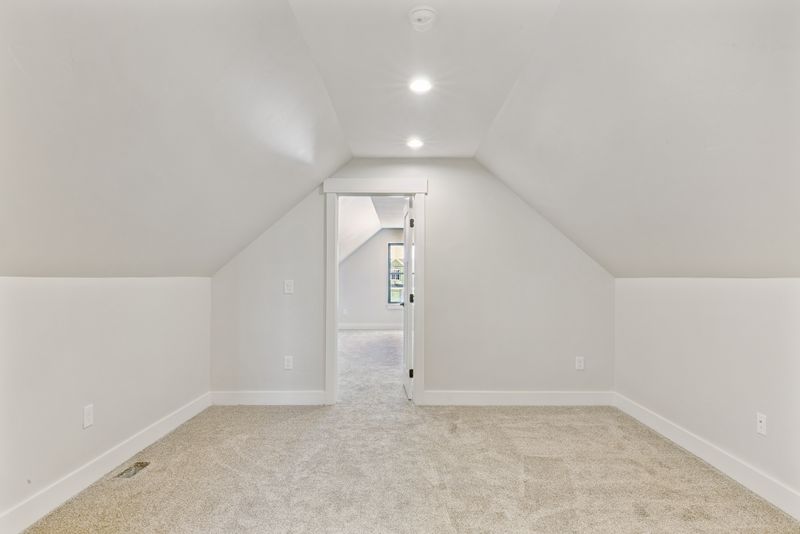 547 Kelli Way