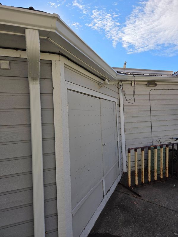 Gutter Repair & Replacement