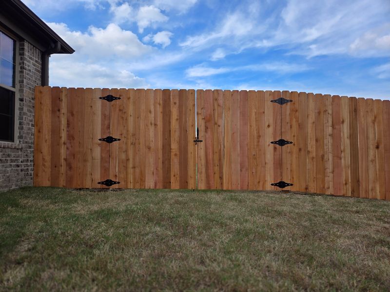 Oakland Hidden Gardens Revival: Stunning Western Red Cedar Fence Transformation by Patriot Fence