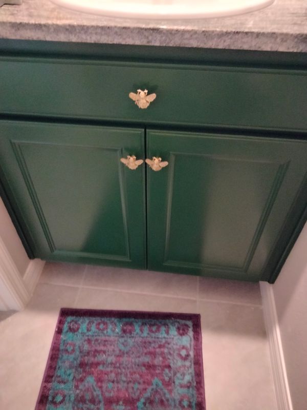 Cabinets 