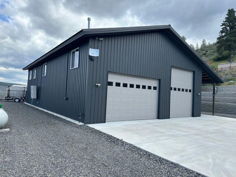 Metal Roof/Building