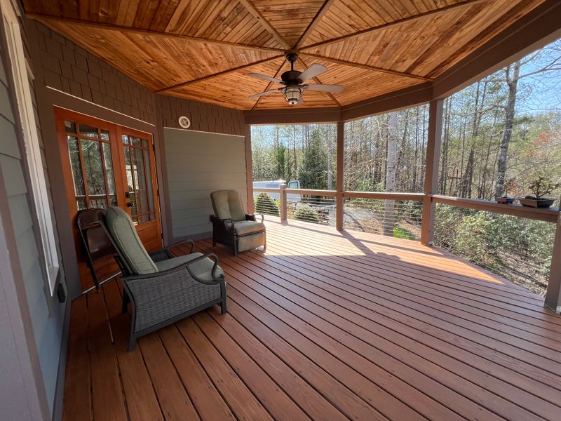 Deck Building & Staining
