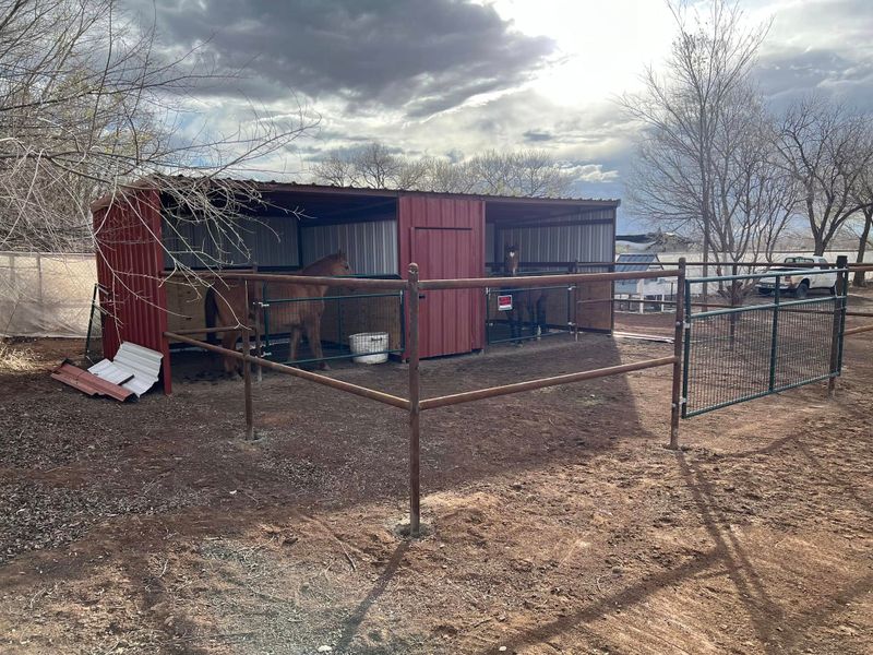 Barn Construction & Repair