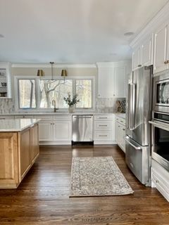 Kitchen and Cabinet Refinishing
