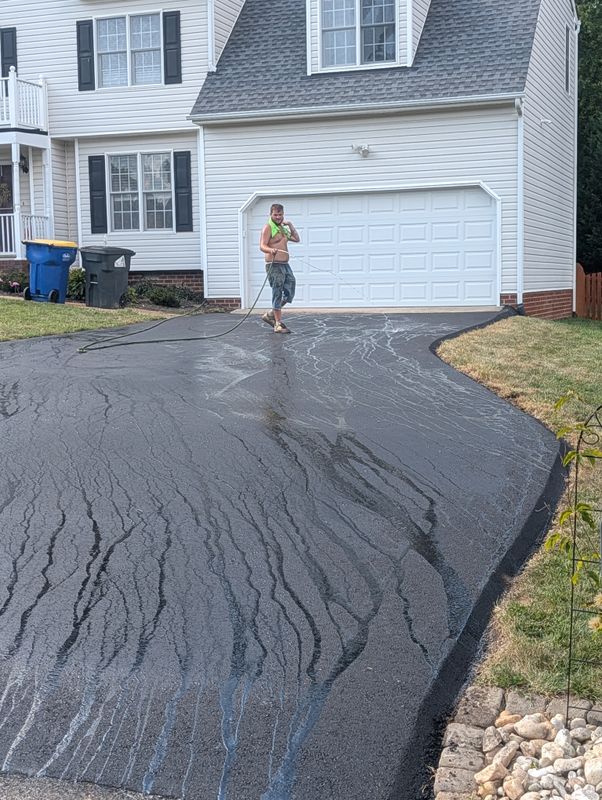 Sealcoating