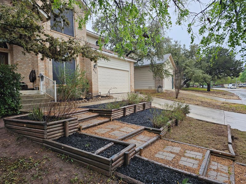 Mulch Installation