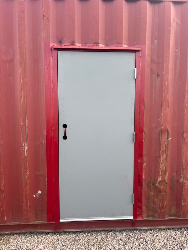 20 Foot Containers