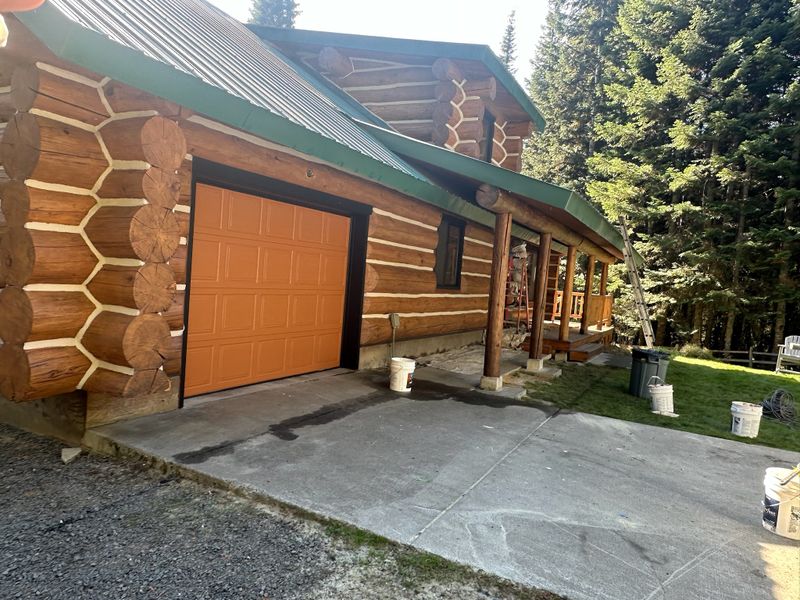 Log Homes Refinishing
