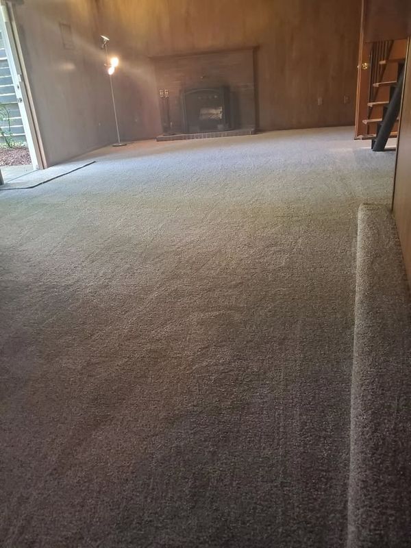 Carpet Stretching & Repairs