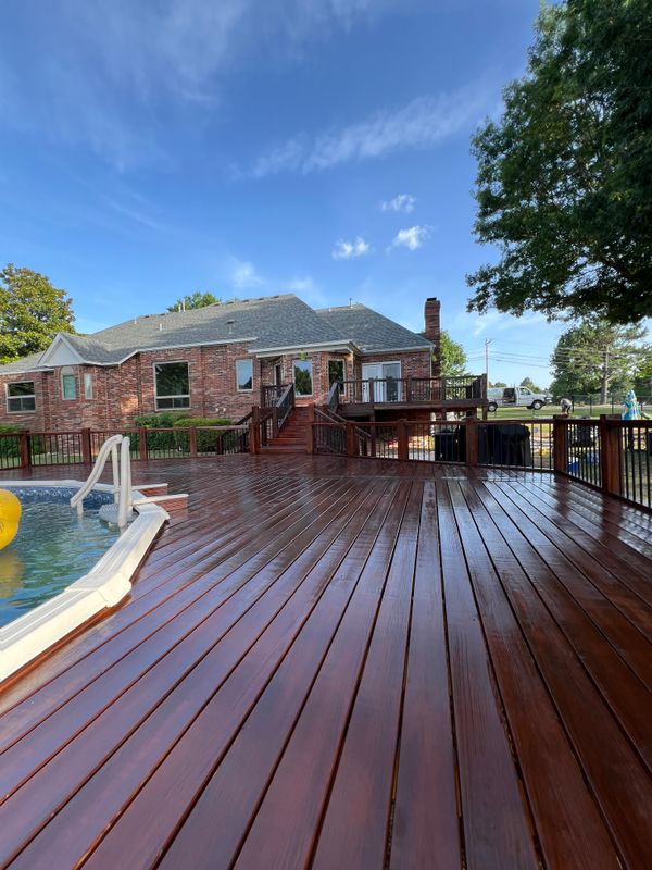 Transformative Deck Revival: Expert Staining and Pressure Washing in Tahlequah, OK