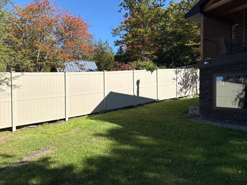 Vinyl Fencing