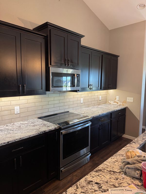 Kitchen backsplash 