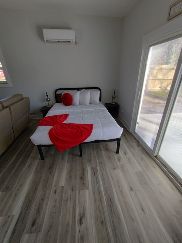 Airbnb/Short Terms 